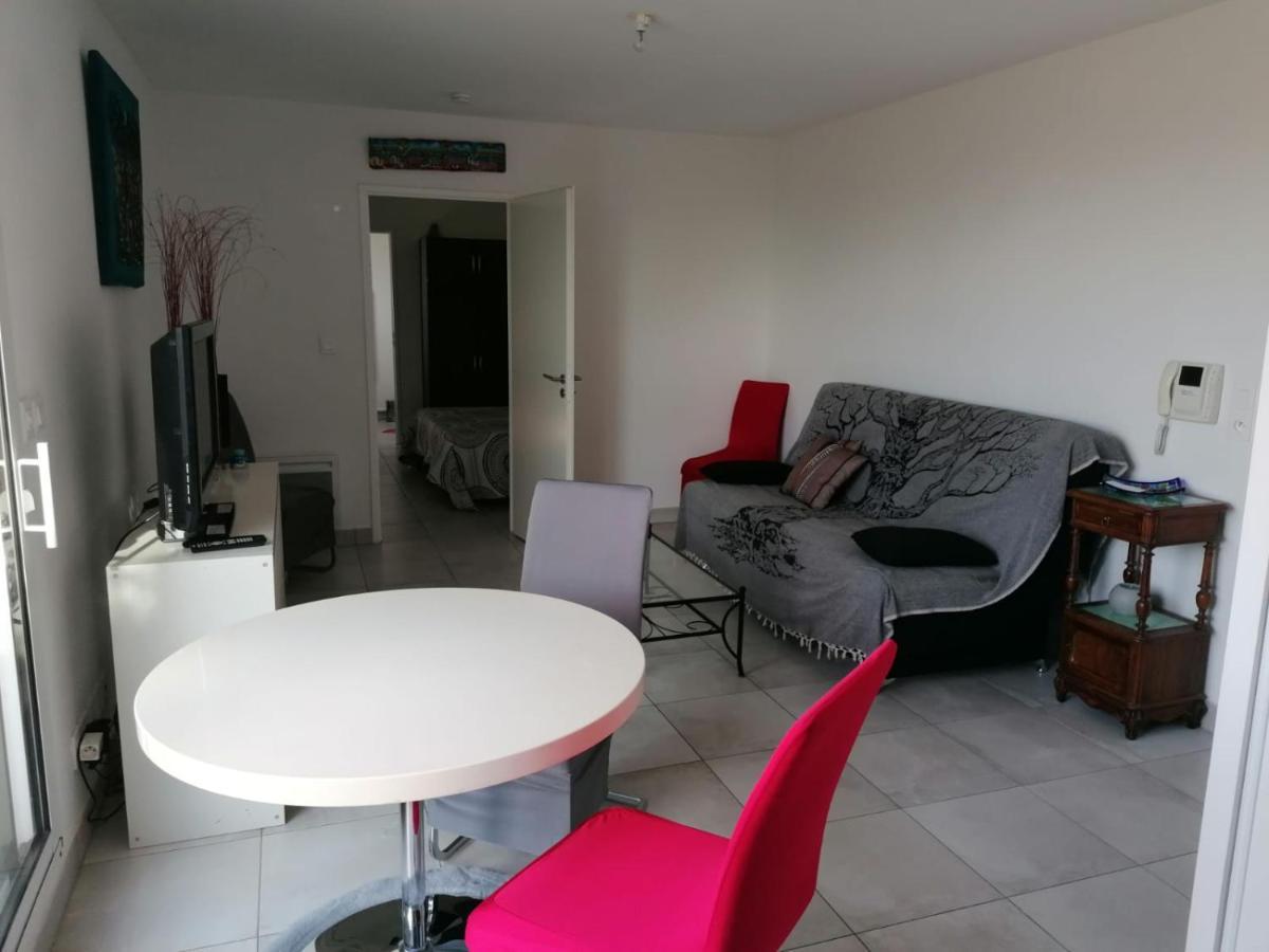 Appartement a 350 m du centre et de la Plage Mèze Extérieur photo