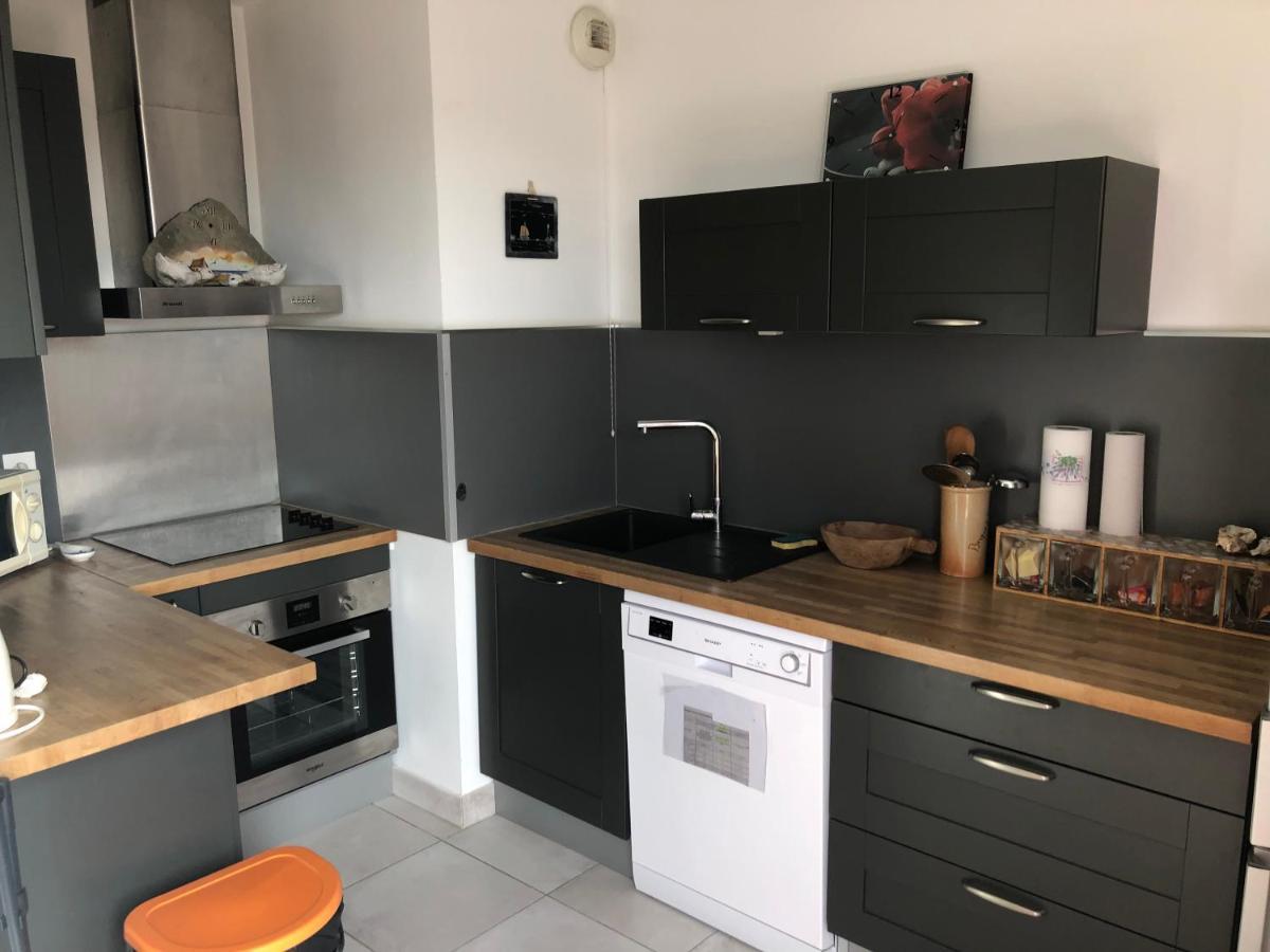 Appartement a 350 m du centre et de la Plage Mèze Extérieur photo
