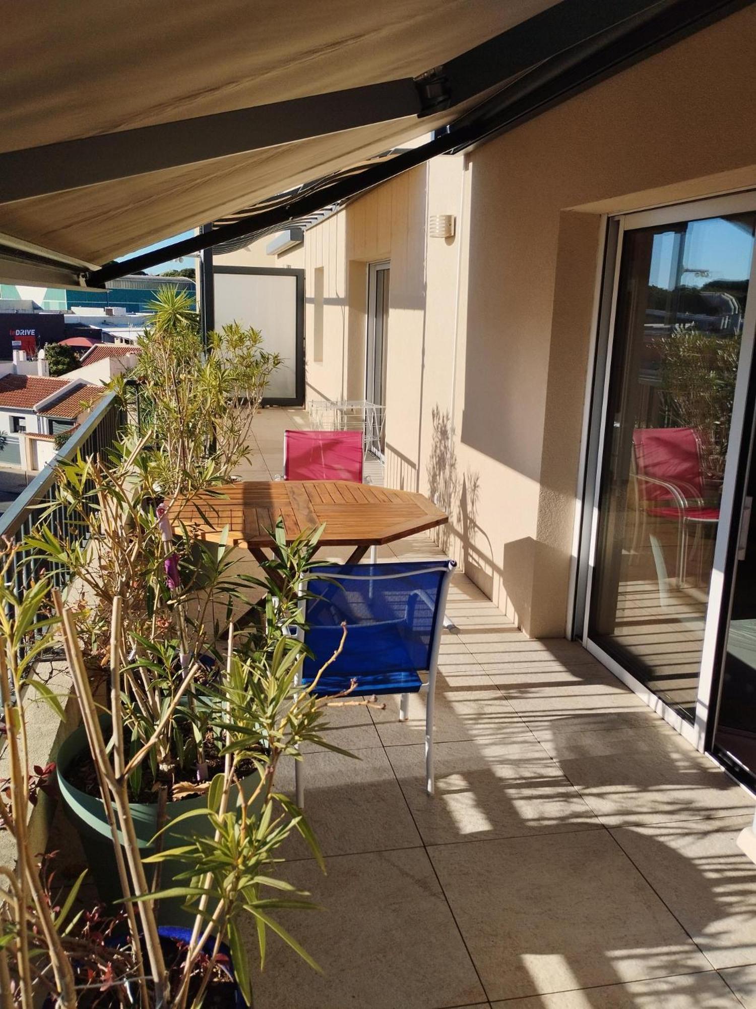 Appartement a 350 m du centre et de la Plage Mèze Extérieur photo